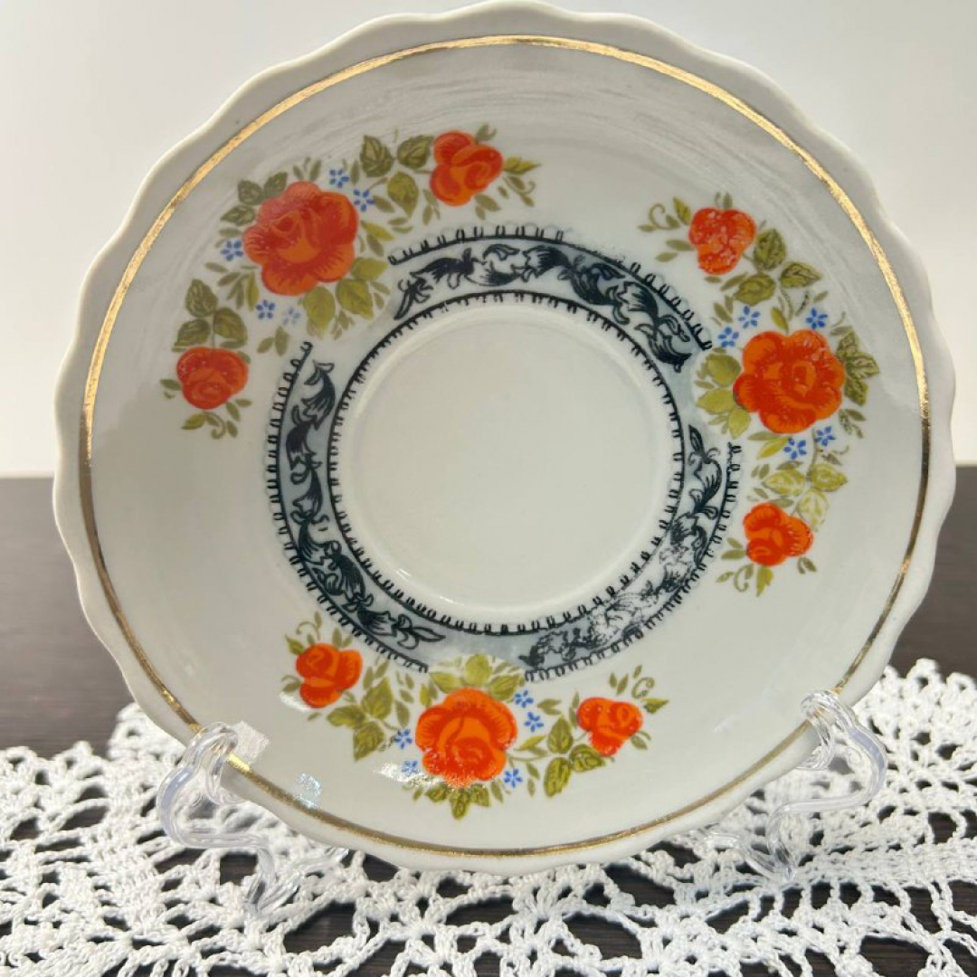 Чайная пара Довбышского ФЗ 1974-84гг Фарфор с цветочной деколью "Розы", золото. Картинка 3